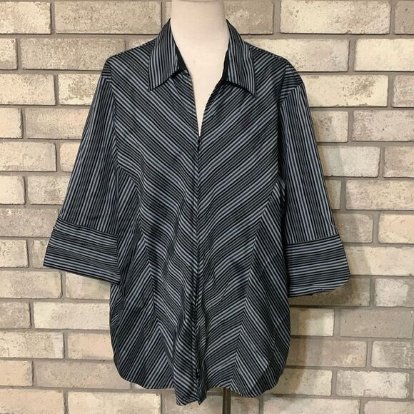 3for$20 zipper front top 1x - Picture 1 of 3